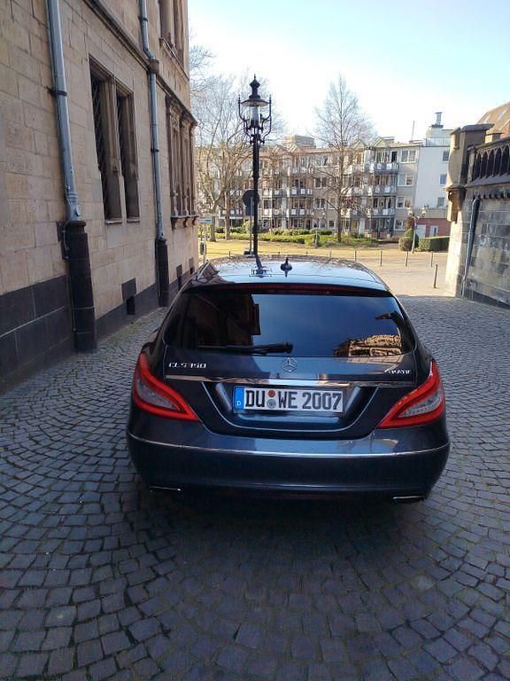 Gebraucht Mercedes CLS350 Shooting Brake 265 PS (194 kW) 2013 Grau Kombi