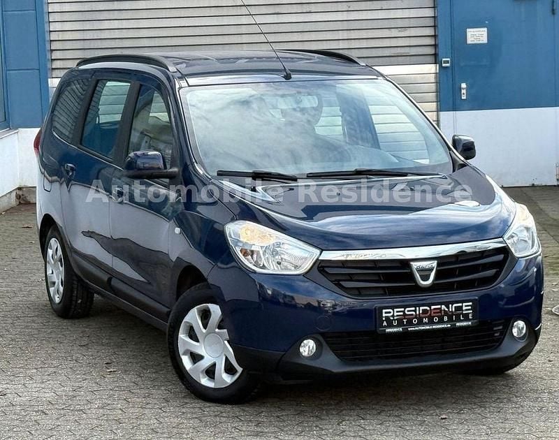 Gebraucht Dacia Lodgy Lauréate 102 PS (75 kW) 2016 Blau Van / Kleinbus