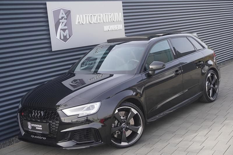 Gebraucht Audi RS3 Advanced 400 PS (294 kW) 2019 Mythosschwarz metallic Limousine