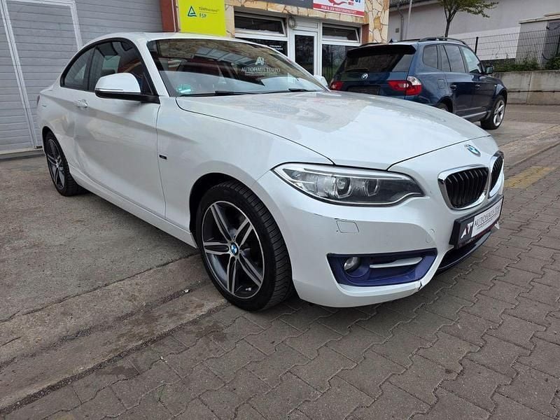 Gebraucht BMW 220 Sport Line 184 PS (135 kW) 2014 Weiß Coupé