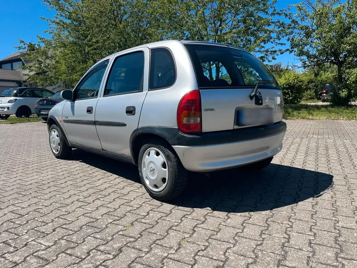 Gebraucht Opel Corsa 65 PS (47 kW) 2000 Silber Kleinwagen