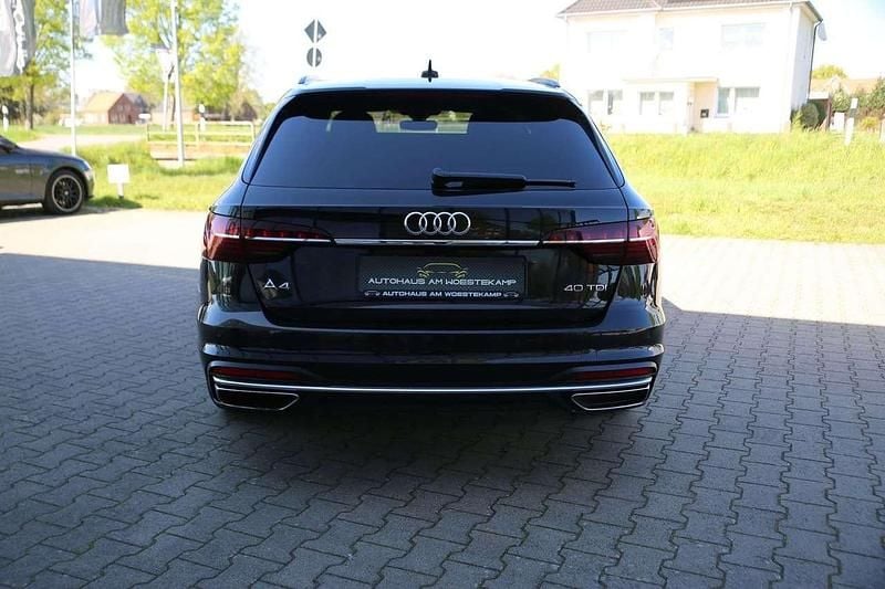 Second-hand Audi A4 Advanced 204 CP (150 kW) 2023 Negru Break