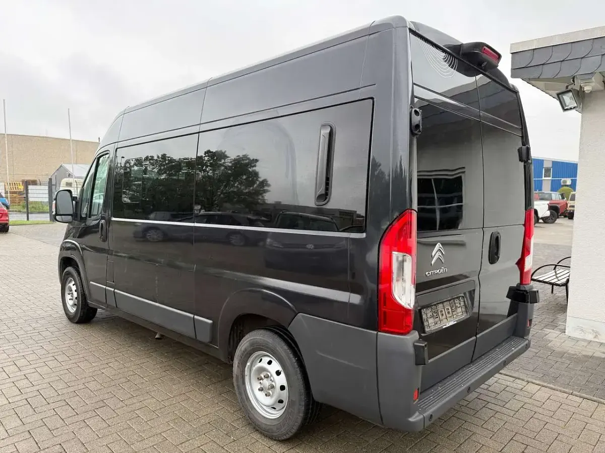 Gebraucht Citroën Jumper Live 131 PS (96 kW) 2015 Grau graphito/metallic Van / Kleinbus