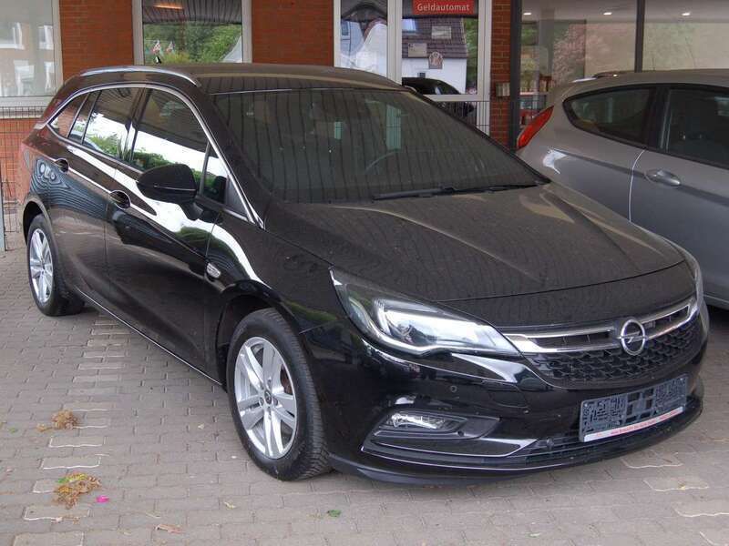 Schwarz Gebraucht 2019 Opel Astra Dynamic Kombi | 12.499 € (Etwas zu teuer) - Bild 1/4