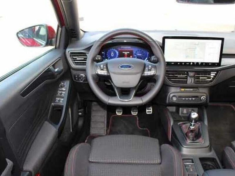 Gebraucht Ford Focus ST-Line X 125 PS (91 kW) 2023 Rot Kombi