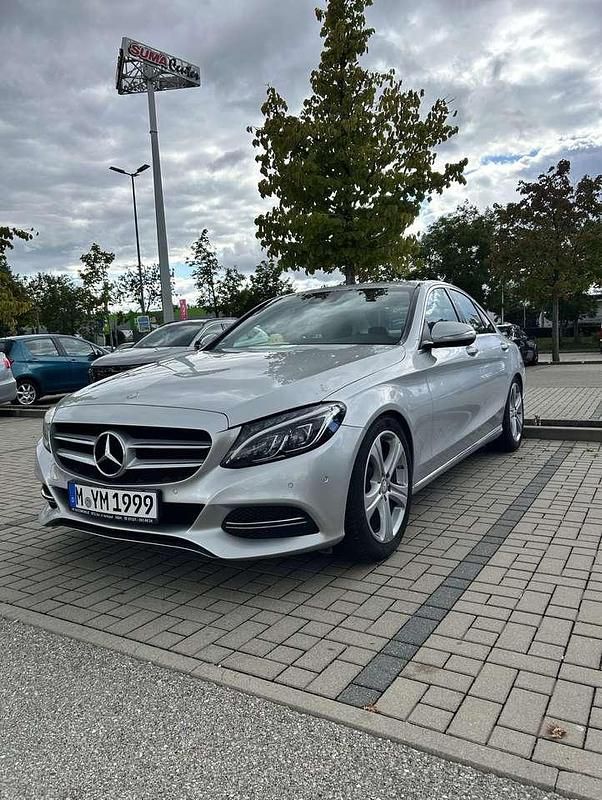 Gebraucht Mercedes C200 Avantgarde 184 PS (135 kW) 2015 Limousine