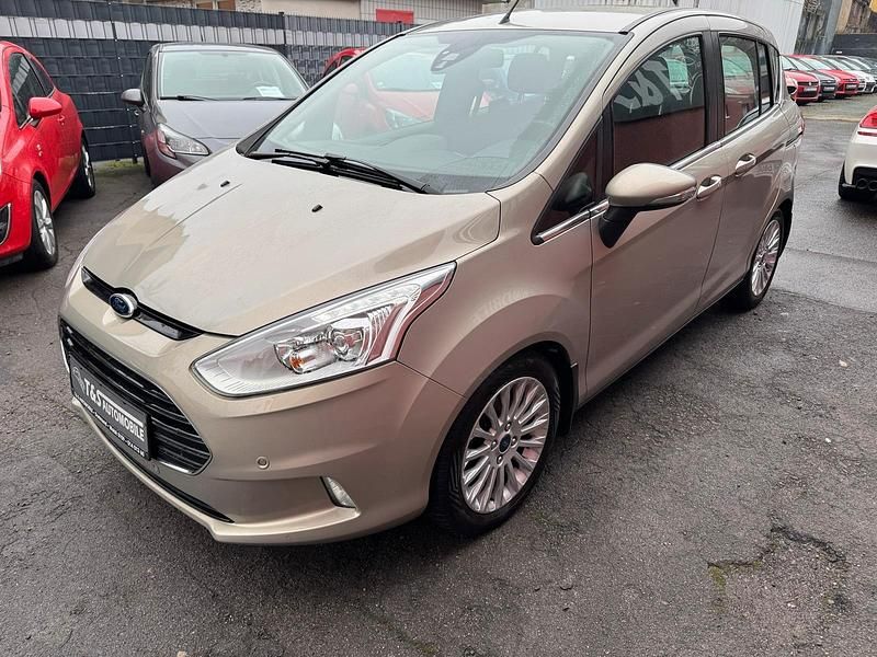 Second-hand Ford B-MAX Titanium 101 CP (74 kW) 2013 Auriu Monovolum