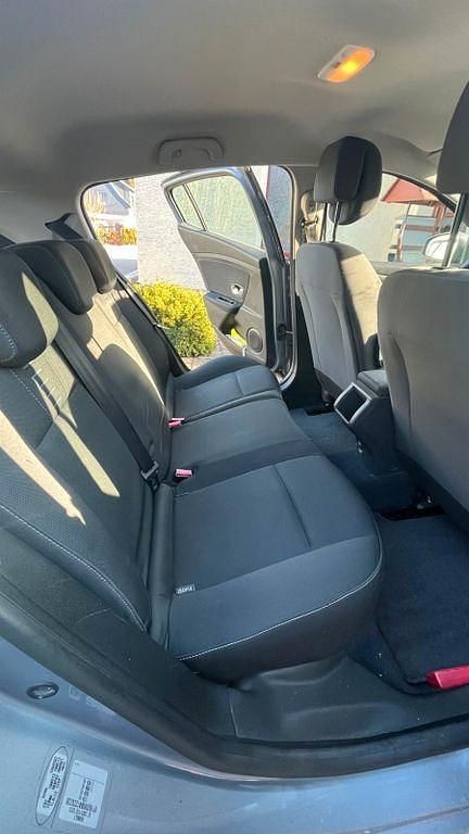 Gebraucht Renault Mégane Expression 110 PS (80 kW) 2009 Blau Limousine