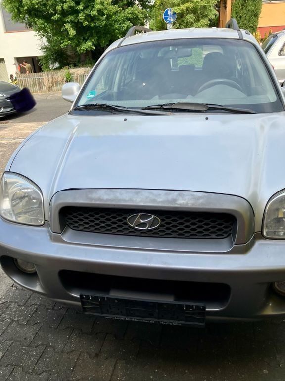 Silber Gebraucht 2005 Hyundai Santa Fe GLS SUV | 1.100 € (Guter Preis) - Bild 1/4