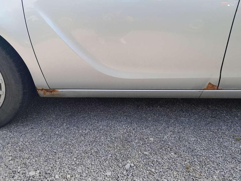 Gebraucht Opel Meriva Design Edition 120 PS (88 kW) 2010 Other Van / Kleinbus