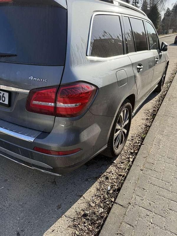 Gebraucht Mercedes GLS350 258 PS (189 kW) 2017 Grau SUV