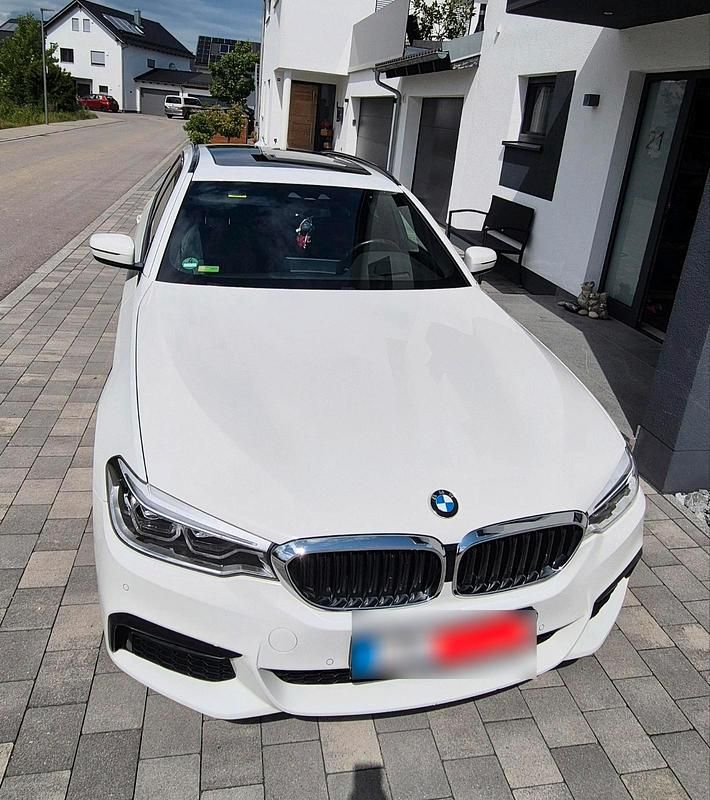 Gebraucht BMW 530 252 PS (185 kW) 2017 Weiß Kombi
