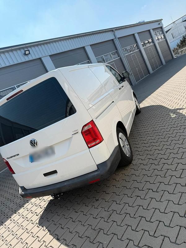 Gebraucht VW Transporter 102 PS (75 kW) 2009 Weiß Van
