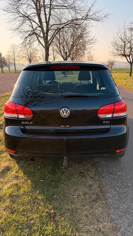 Gebraucht VW Golf VII Match 105 PS (77 kW) 2012 Schwarz Limousine