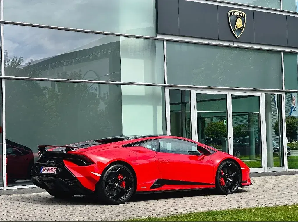 Usata Lamborghini Huracán 640 CV (470 kW) 2024