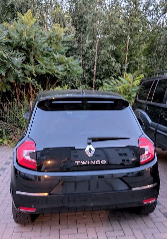 Gebraucht Renault Twingo Techno 60 kW (82 PS) 2022 Schwarz Kleinwagen