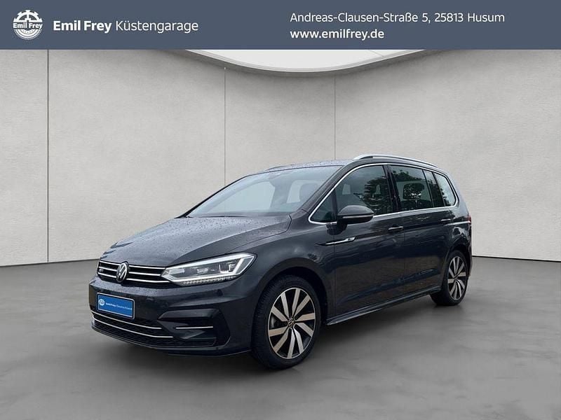 Grau Gebraucht 2024 VW Touran Highline Van / Kleinbus | 39.890 € (Teuer) - Bild 1/4