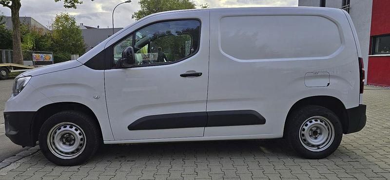 Gebraucht Opel Combo 102 PS (75 kW) 2023 Weiß Van / Kleinbus