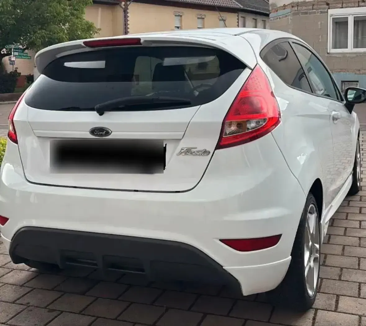 Gebraucht Ford Fiesta ST-Line 120 PS (88 kW) 2010 Weiß Kleinwagen