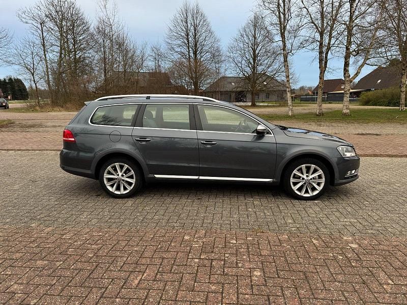 Gebraucht VW Passat Alltrack 140 PS (102 kW) 2013 Grau Kombi