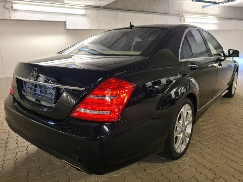 Gebraucht Mercedes S500 Sport 435 PS (319 kW) 2011 Schwarz Limousine
