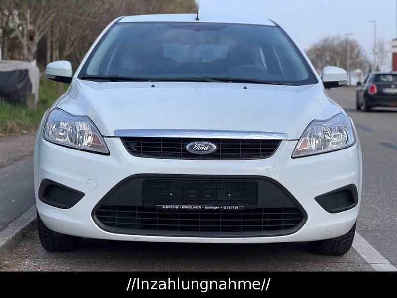 Gebraucht Ford Focus Style 116 PS (85 kW) 2008 Weiß Kombi