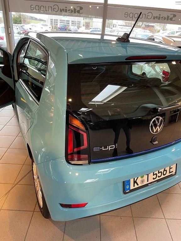 Gebraucht VW e-up! 61 kW (83 PS) 2021 Blau Kleinwagen