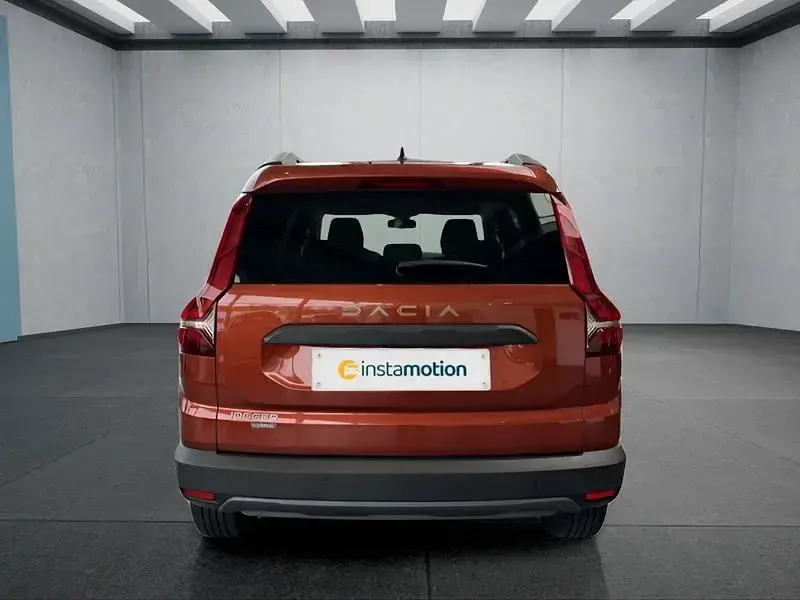 Nuova Dacia Jogger 141 CV (103 kW) 2025 Marrone Monovolume