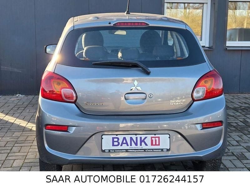 Gebraucht Mitsubishi Space Star Basis 71 PS (52 kW) 2019 Grau Kleinwagen