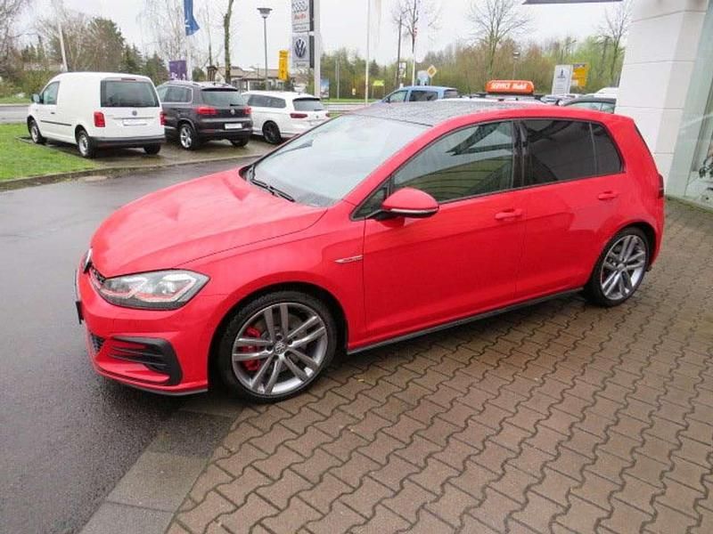 Gebraucht VW Golf GTI 245 PS (180 kW) 2018 Tornadorot Coupé