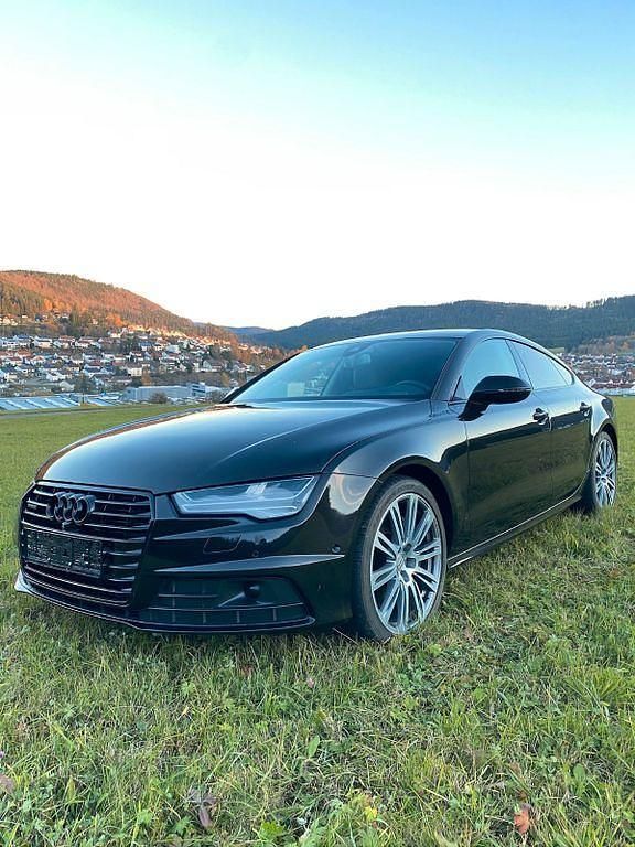 Schwarz Gebraucht 2015 Audi A7 Sportback Comfort Kleinwagen | 28.999 € (Etwas zu teuer) - Bild 1/4