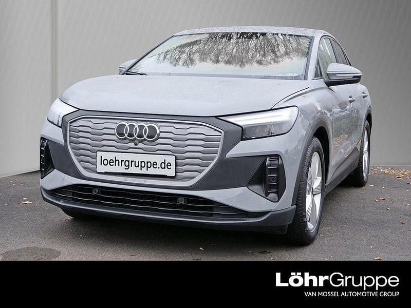 Kieselgrau Gebraucht 2022 Audi Q4 Sportback e-tron S-Line SUV | 28.990 € (Fairer Preis) - Bild 1/4
