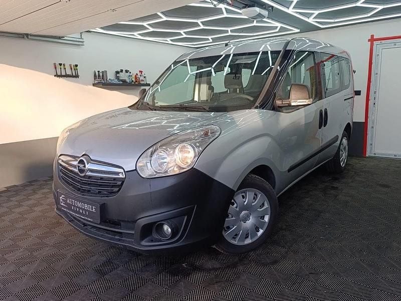 Gebraucht Opel Combo 95 PS (69 kW) 2013 Silber Van / Kleinbus