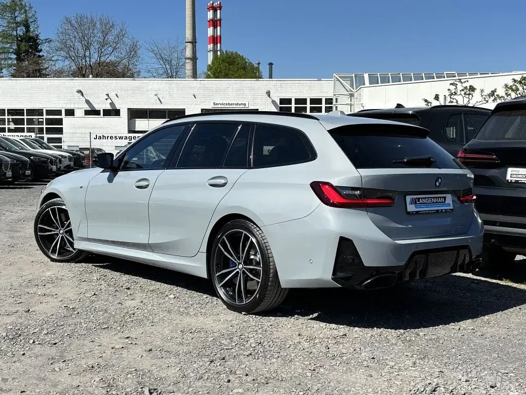 Używany BMW M340 Performance 340 KM (250 kW) 2023 Szary Sedan/Limuzyna