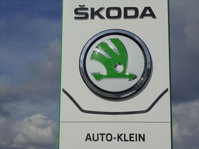 Silber Gebraucht 2022 Skoda Scala Tour Kleinwagen | 24.100 € (Teuer) - Bild 1/1