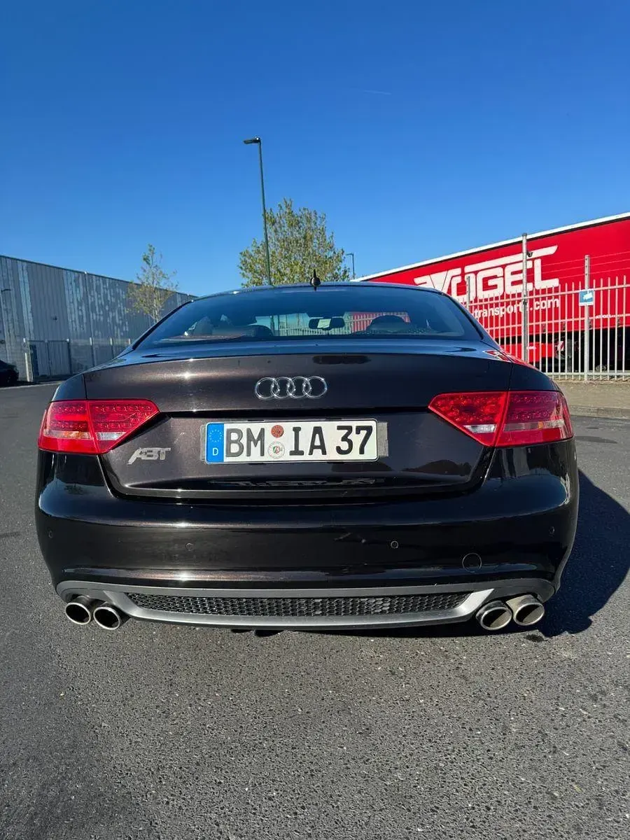 Gebraucht Audi A5 Sport 325 PS (239 kW) 2011 Braun Coupé