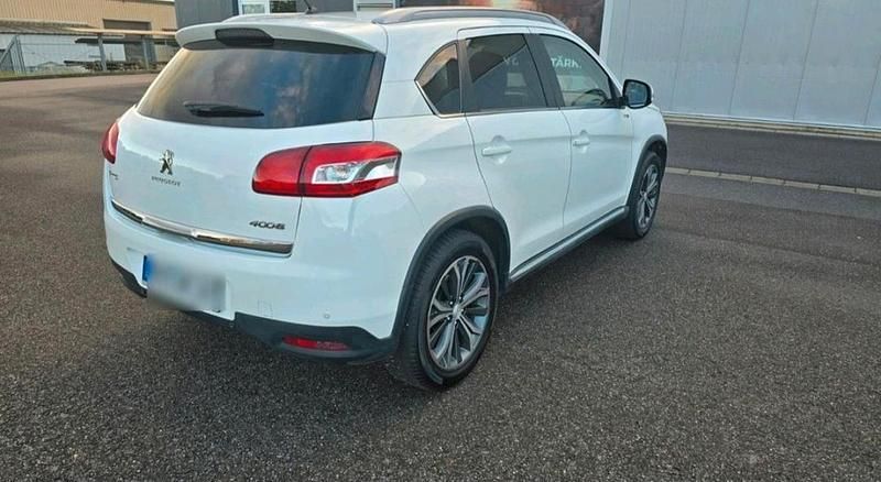 Gebraucht Peugeot 4008 Style 114 PS (83 kW) 2016 Weiß SUV