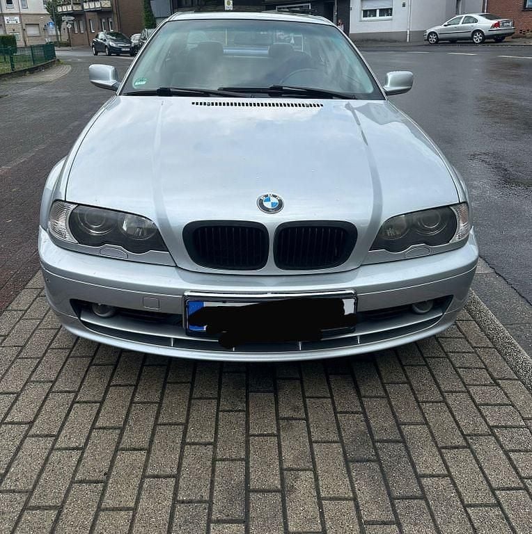 Silber Gebraucht 2000 BMW 320 Coupé | 3.800 € (Guter Preis) - Bild 1/4