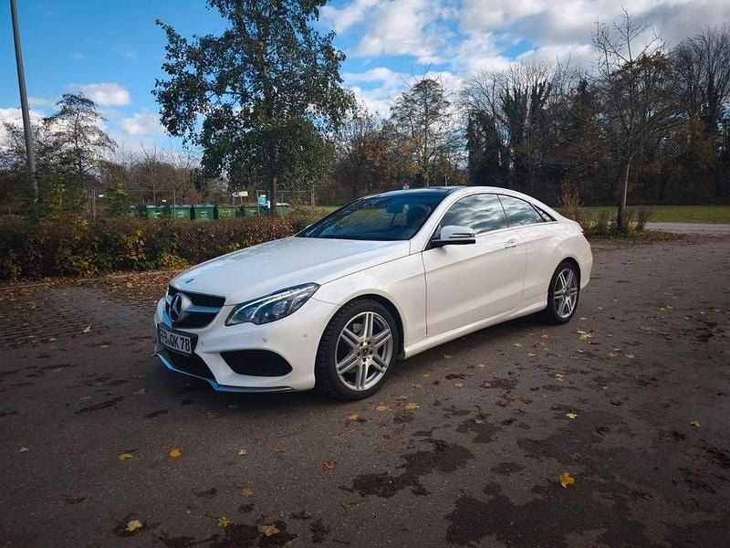Gebraucht Mercedes E250 Sport Edition 204 PS (150 kW) 2015 Weiß Coupé