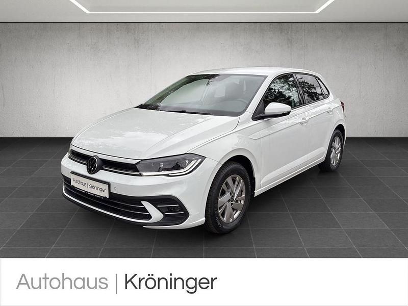 Weiß Gebraucht 2022 VW Polo IQ Drive Limousine | 18.490 € (Fairer Preis) - Bild 1/4