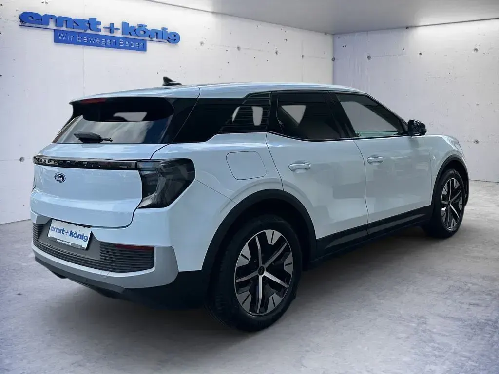 Używany Ford Explorer Extended Range 210 kW (286 KM) 2025 Biały SUV
