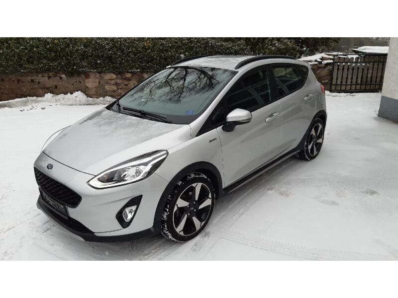 Gebraucht Ford Fiesta 125 PS (91 kW) 2020 Polarsilber metallic (metallic) Kleinwagen