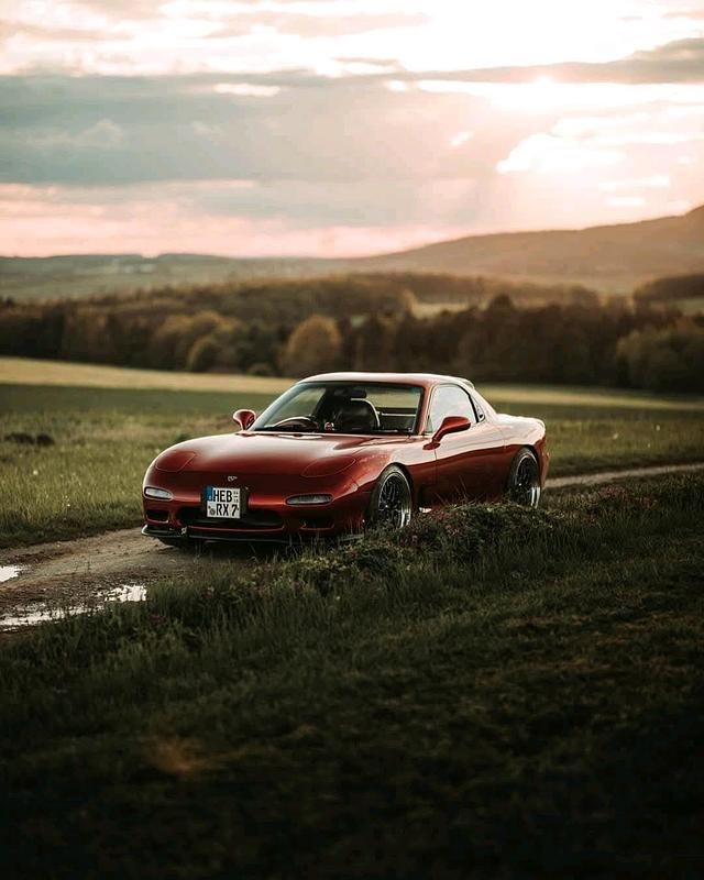 Rot Gebraucht 1997 Mazda RX7 Coupé | 64.000 € - Bild 1/4