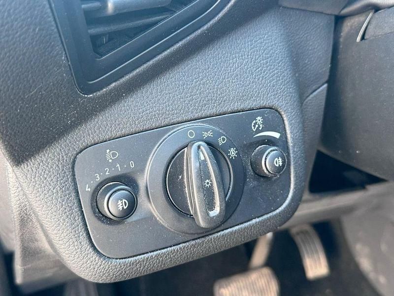 Gebraucht Ford C-MAX Business Edition 150 PS (110 kW) 2016 Schwarz Van / Kleinbus