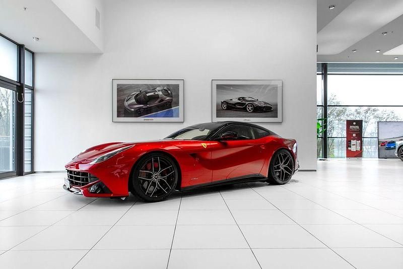 Gebraucht Ferrari F12 740 PS (544 kW) 2015 Rot Coupé