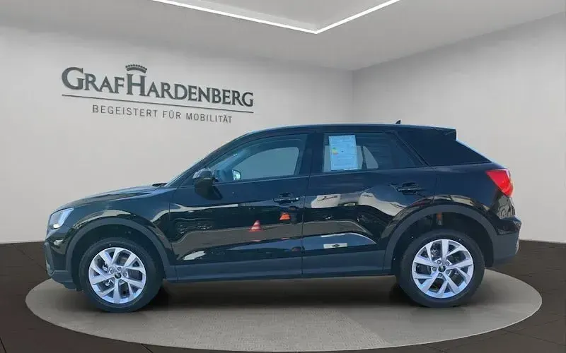 Neu Audi Q2 Comfort 150 PS (110 kW) 2026 Schwarz SUV