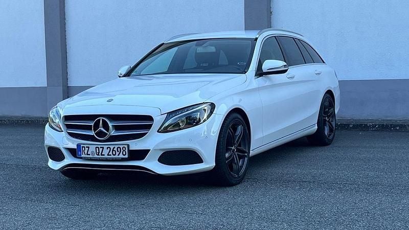 Weiß Gebraucht 2015 Mercedes C220 Kombi | 12.990 € (Fairer Preis) - Bild 1/4