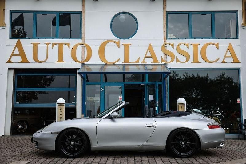 Gebraucht Porsche 911 Carrera Cabriolet 300 PS (220 kW) 2001 Silber Cabrio