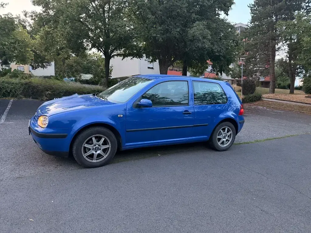Gebraucht VW Golf III 75 PS (55 kW) 1999 Blau