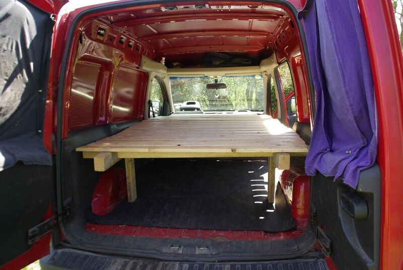 Usata Opel Combo 75 CV (55 kW) 2008 Rosso Monovolume
